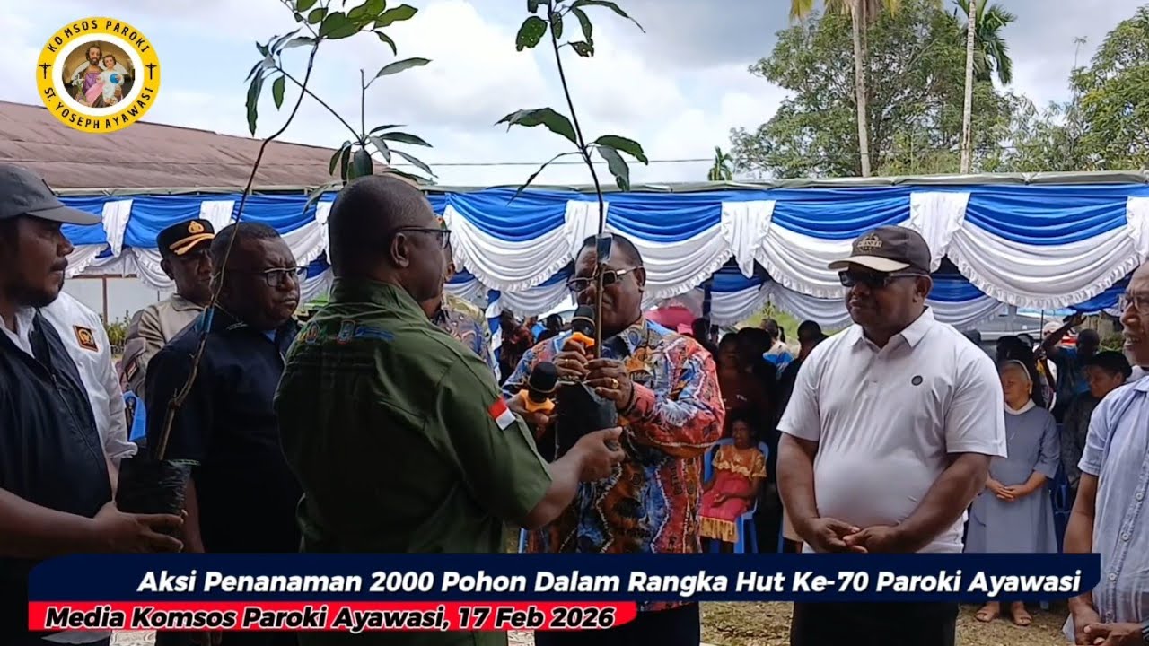 Giat Penanaman Pohon Dalam Rangka HUT Ke-70 Paroki St. Yoseph Ayawasi