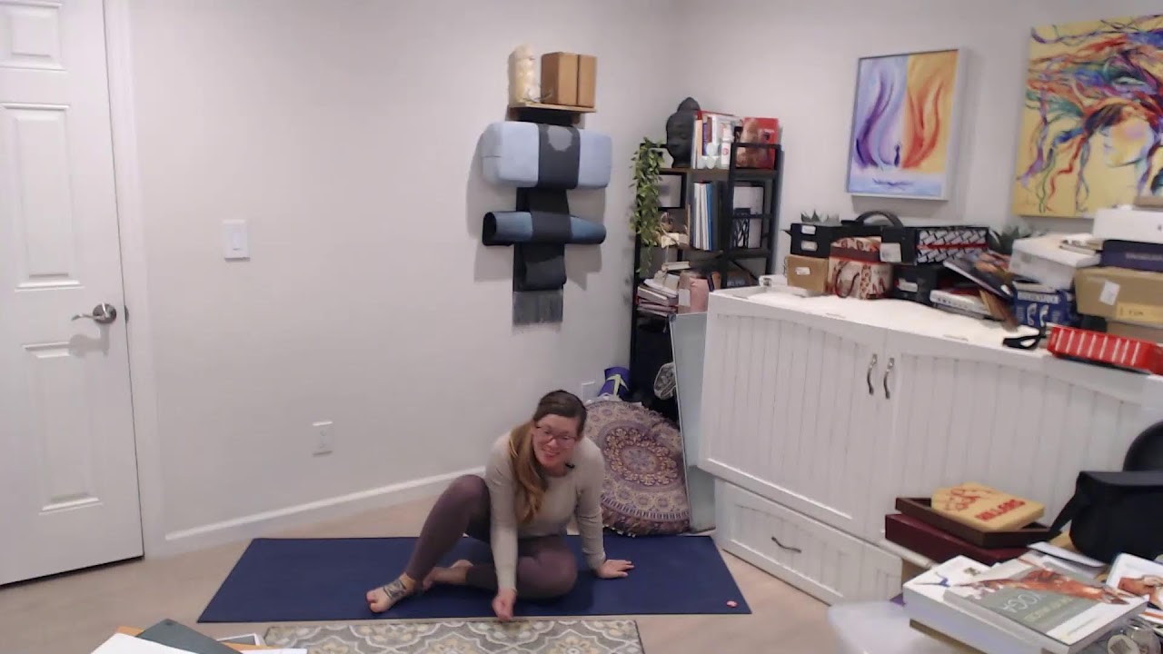 Live Online Yoga From Home - Easy Morning Flow 20 mins