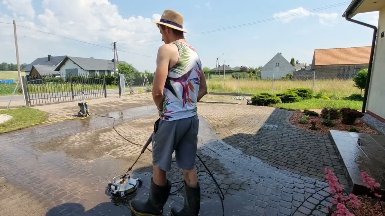 Czyszczenie kostki brukowej i podstawy mycia elewacji / KARCHER HD 5/15 + FR 30 ME