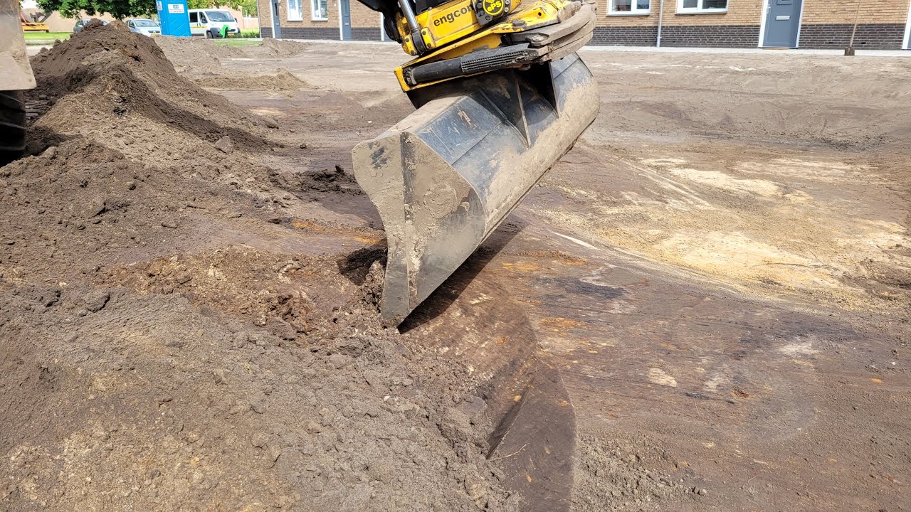 𝗪𝗮𝗱𝗶 𝗴𝗿𝗮𝘃𝗲𝗻 𝗺𝗲𝘁 𝗯𝗲𝗵𝘂𝗹𝗽 𝘃𝗮𝗻 𝗚𝗣𝗦-𝟯𝗗 𝗮𝗽𝗽𝗮𝗿𝗮𝘁𝘂𝘂𝗿