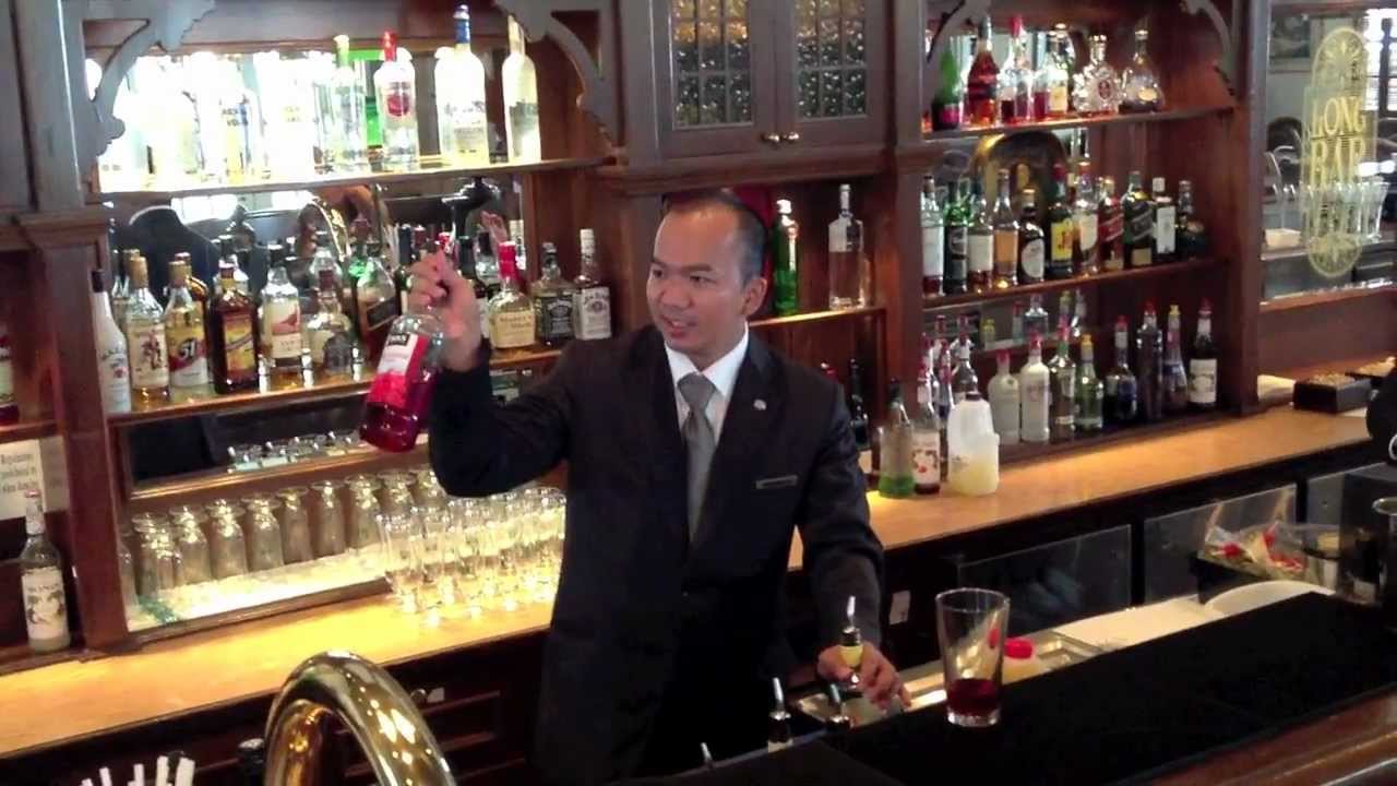 Making of Singapore Sling, Long Bar Raffles Hotel Singapore