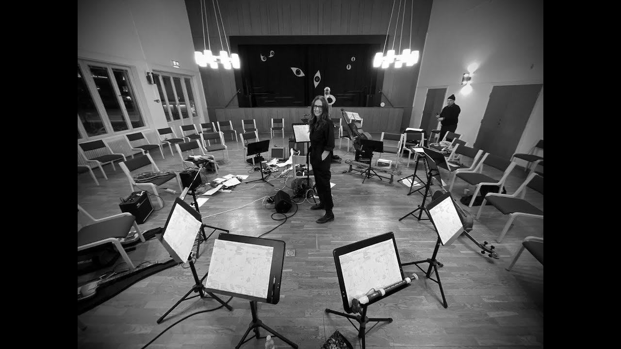 chance (verb) The Great Learning Orchestra plays Christina Campanella
