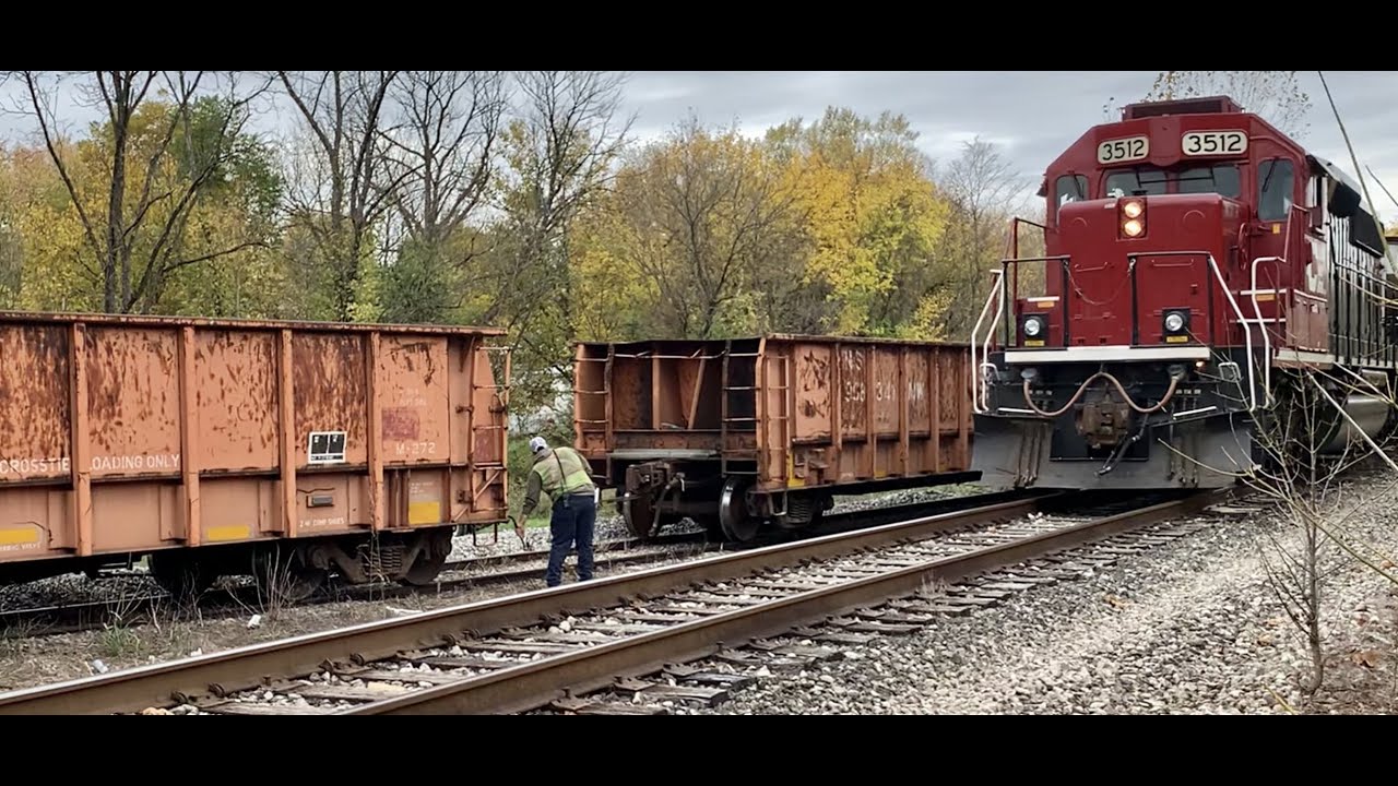 Railroad Switching Lumber Spur In Peebles, Ohio!  Horn Salute, Heavy Mixed Freight, Soybean Harvest