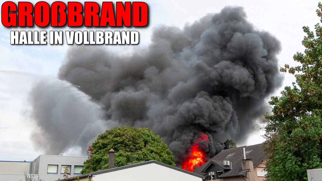 [GROßBRAND: HALLE IN VOLLBRAND!] - Massive Rauchentwicklung & Flammen ~ Großeinsatz in Monheim -