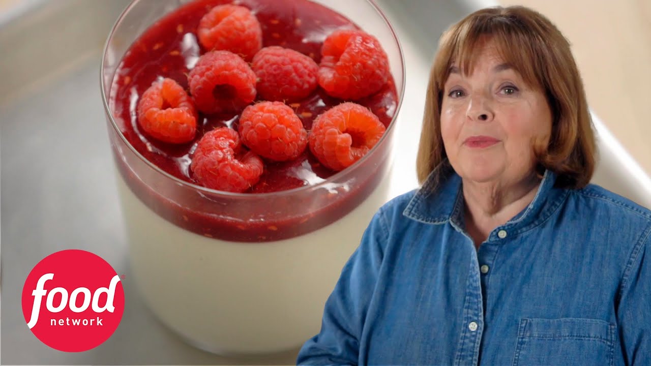 Sobremesa "panna cotta" com framboesa | Receitas da Ina: De Volta ao Básico | Food Network Brasil