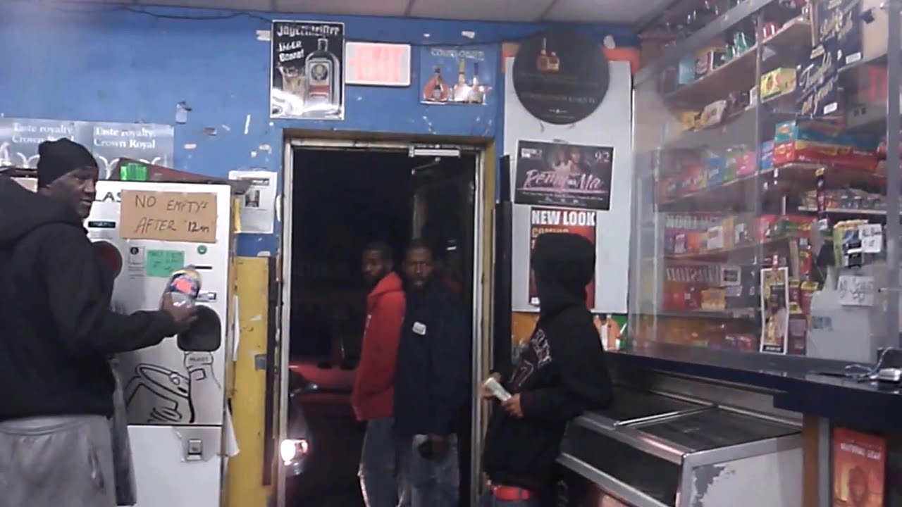 FLINT MICHIGAN / HOOD LIQOUR STORE FLASHBACK
