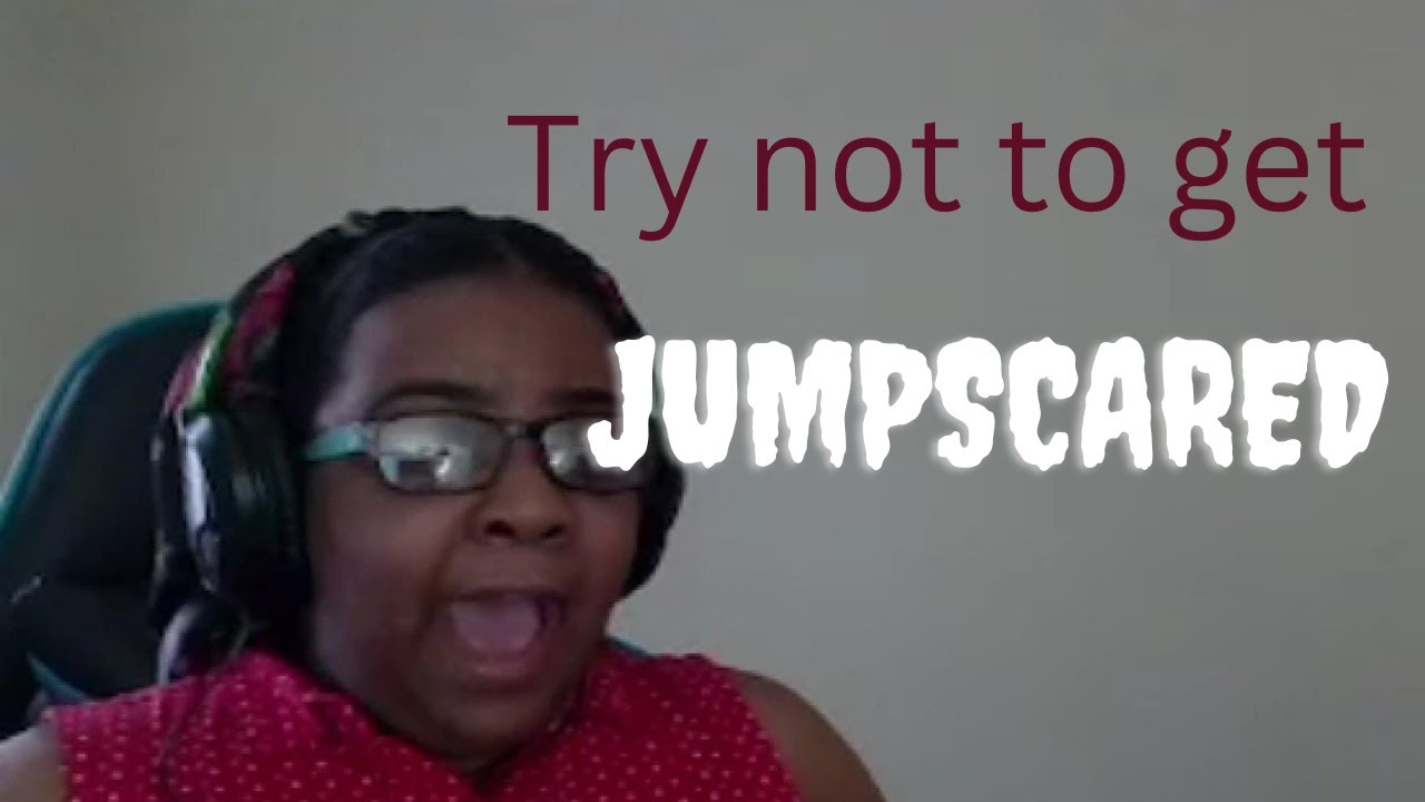 LET'S WATCH SOME SCARY VIDEOS WARNING JUMPSCARES AND SCREAMING  (VOYIA-WEEN)
