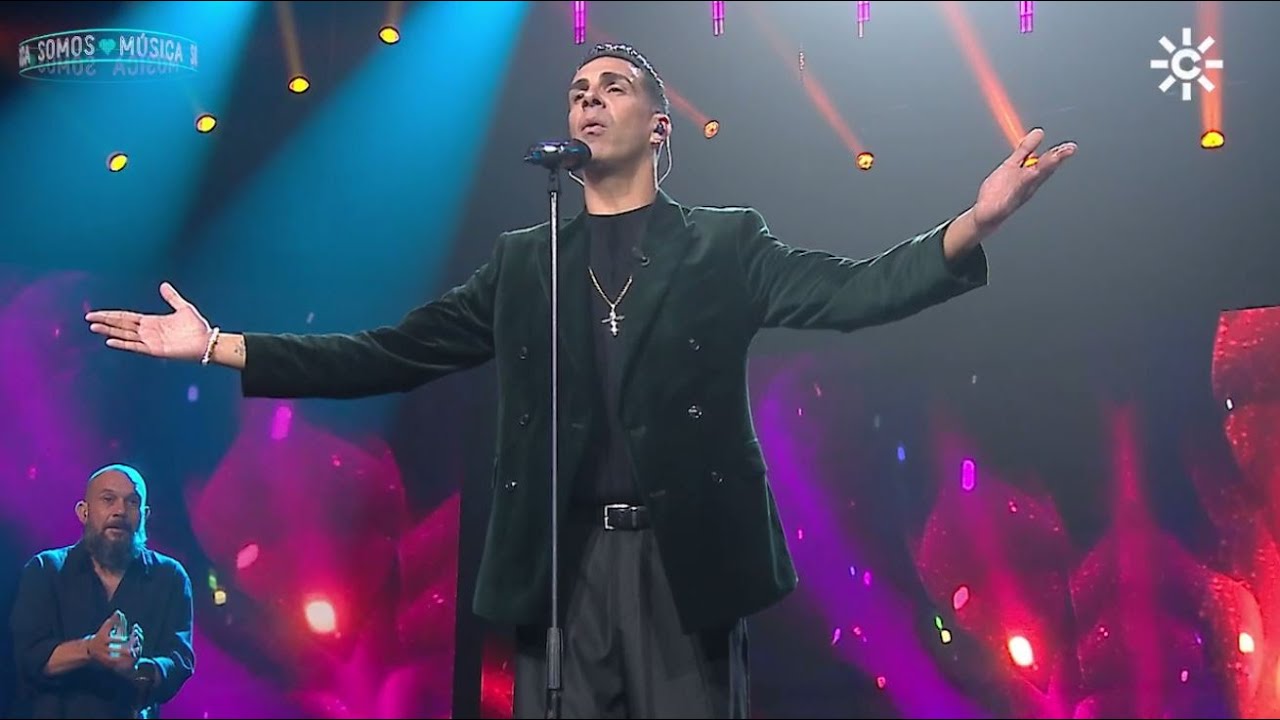 Miguel Ángel Heredia canta 'Tres veces loco' y 'Amarga Navidad' en 'Somos Música'