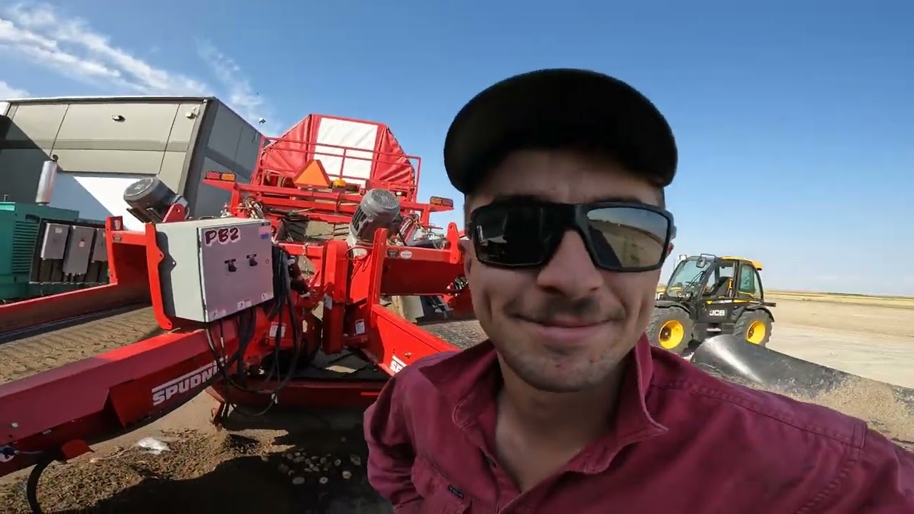 Canada - S01E03 Potato Harvest, Hockey game, Camping