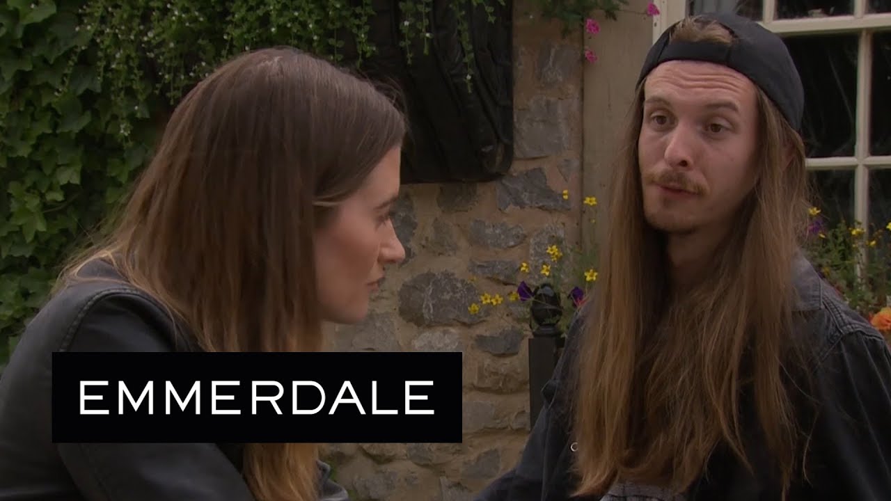 Emmerdale - Debbie and Ryan Bond Over Sarah