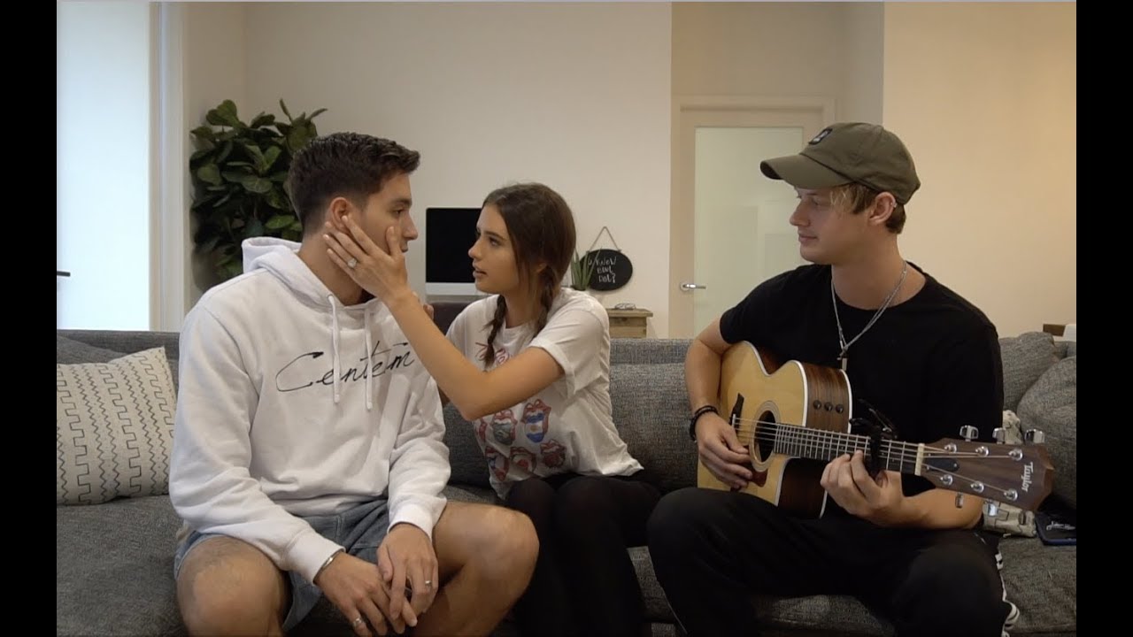 FUNNY MAKE UP A SONG CHALLENGE ft Jess & Gabriel Conte