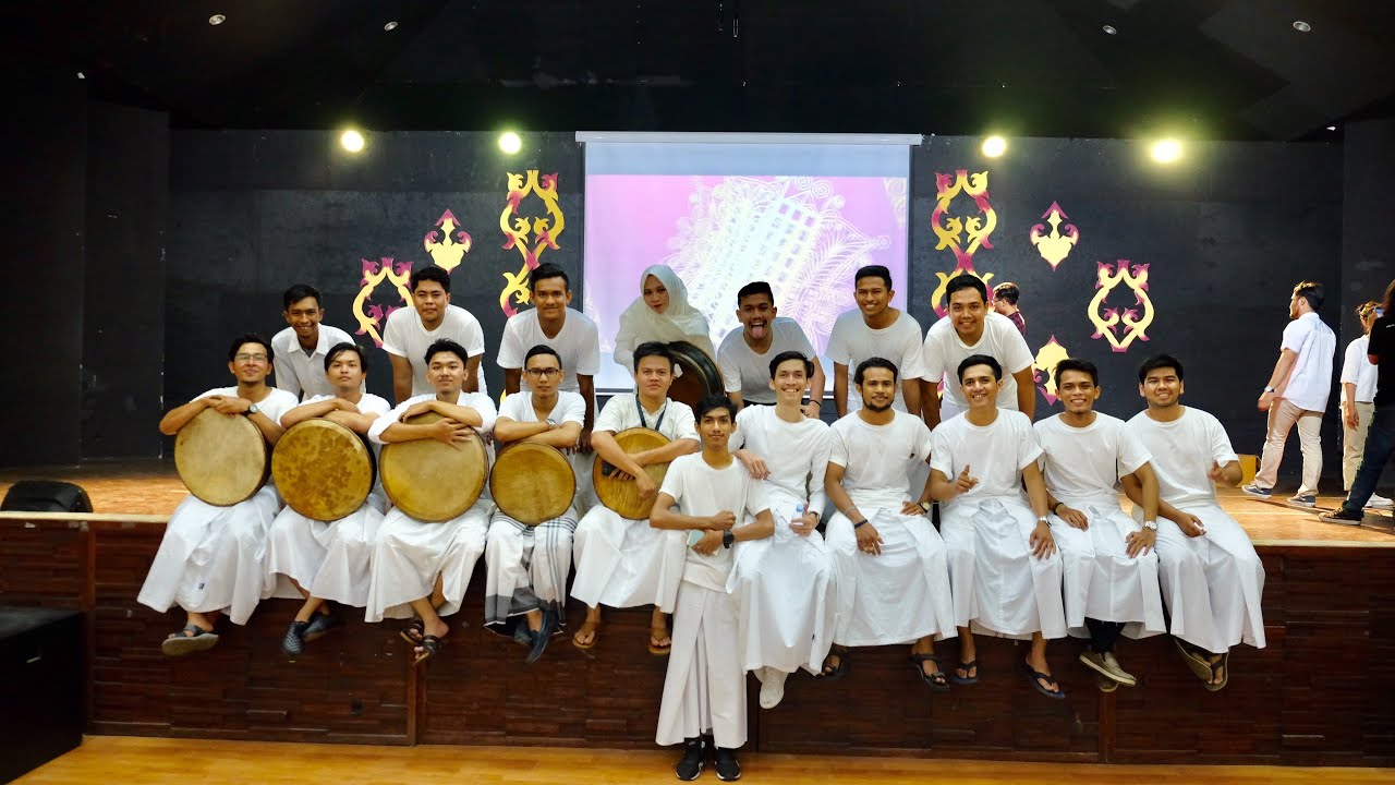RAPA'I GRIMPHENG SEuRAYA di Acara Milad Rampoe