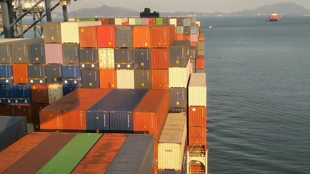 PORT OF YANTIAN,CHINA.2021