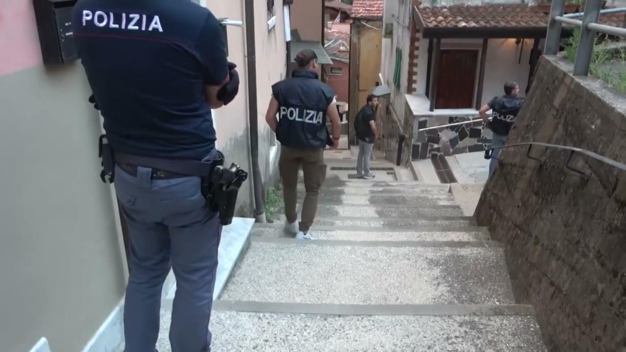 Droga, maxi operazione della Polizia alla Spezia 04-07-2023