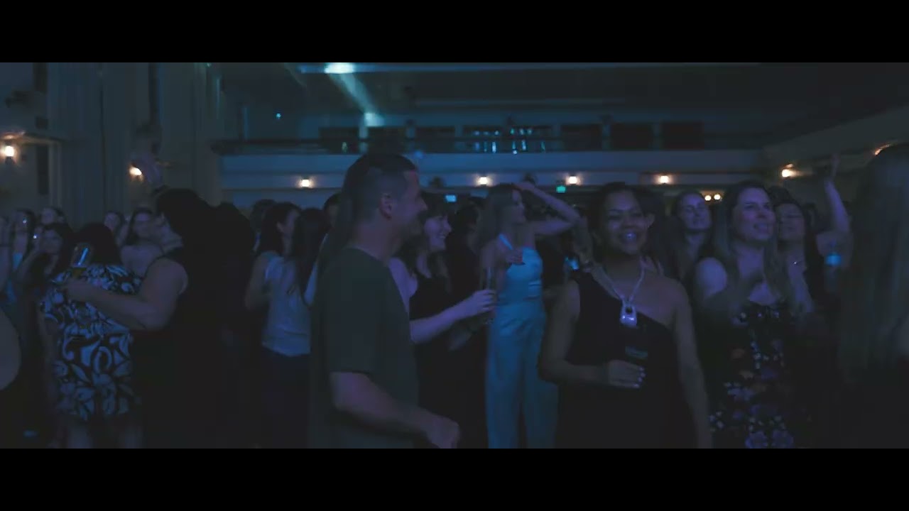 Amor de Chocolate/Vamos Beber/Festa no Apê/Dança Kuduro medley 