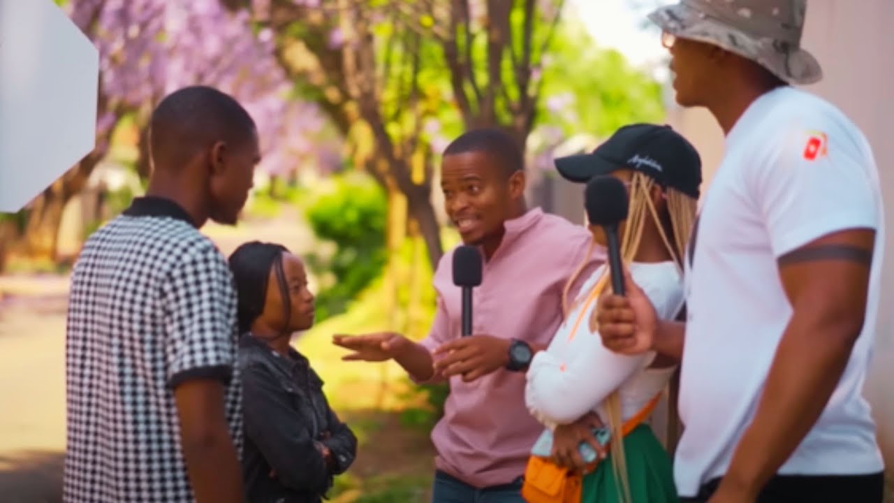 UYANGIJOLELA-I LOVE THEM BOTH,BUT THEY DON'T TASTE THE SAME😂