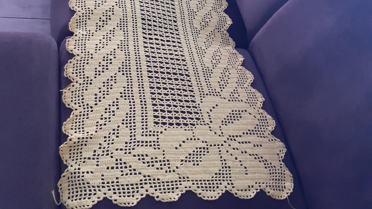 Caminho de Mesa em Crochê filé - 2 Laços Parte 1/5 #crochefile