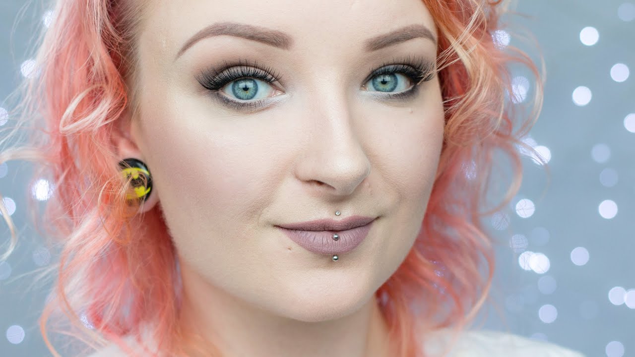 Matowy makijaż w odcieniach brązu - dzienne smokey eyes ♡ Red Lipstick Monster ♡