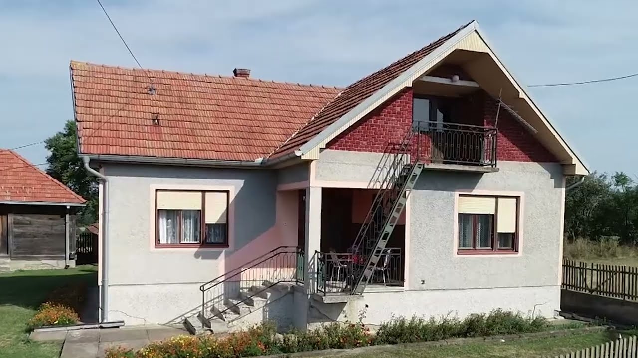 Raspisan konkurs za bespovratna sredstva za kupovinu seoskih kuća za 2025. godinu