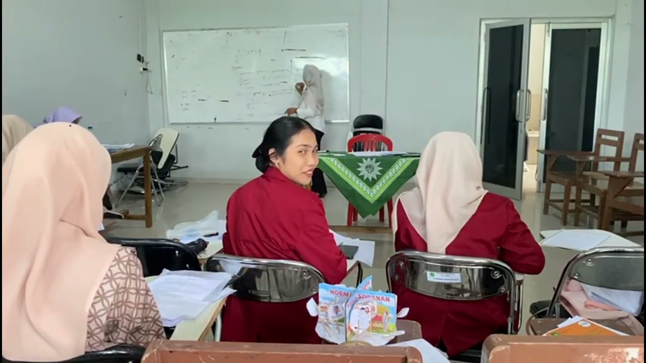 PPL 1 Peer Teaching Kelas Tinggi Desi Mauliddia