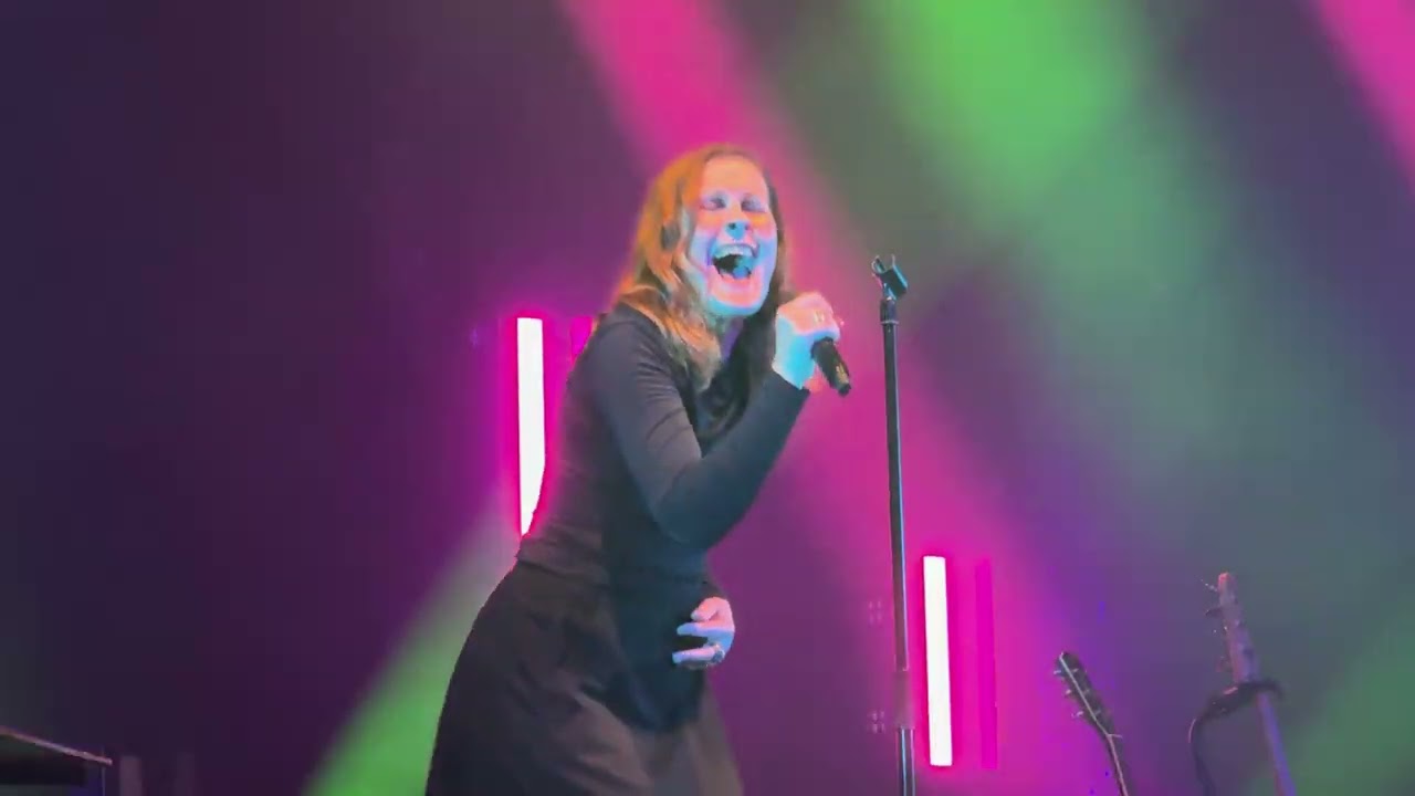 Alison Moyet @ De Roma Antwerpen - Don't Go 5/4/'25