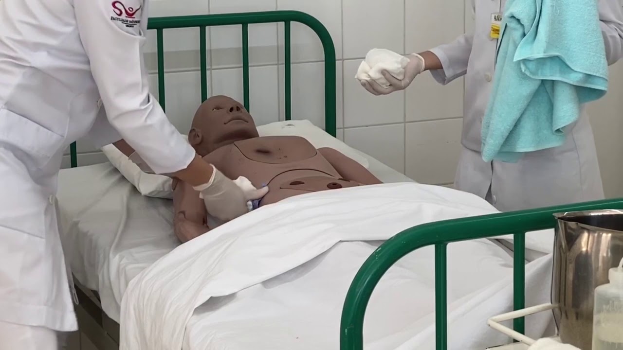 TÉCNICO EM ENFERMAGEM - TÉCNICA BANHO NO LEITO