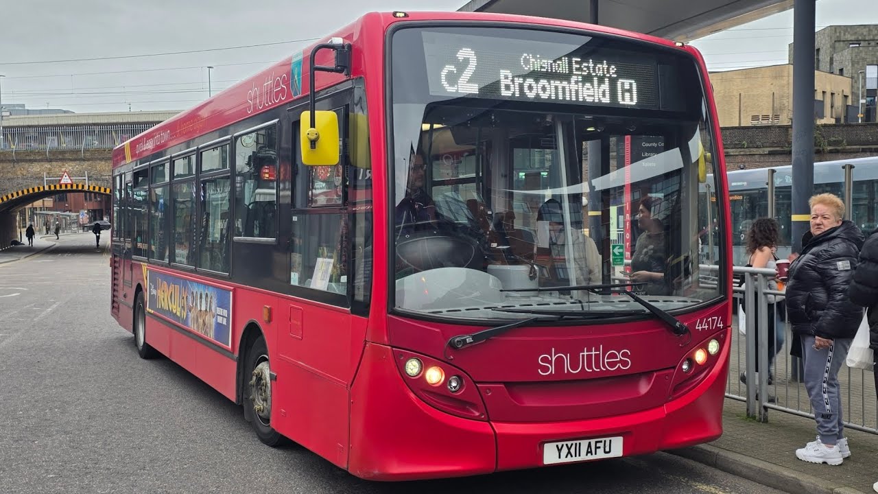 *Dog box* On board: First Chelmsford YX11 AFU 44174, working the c7