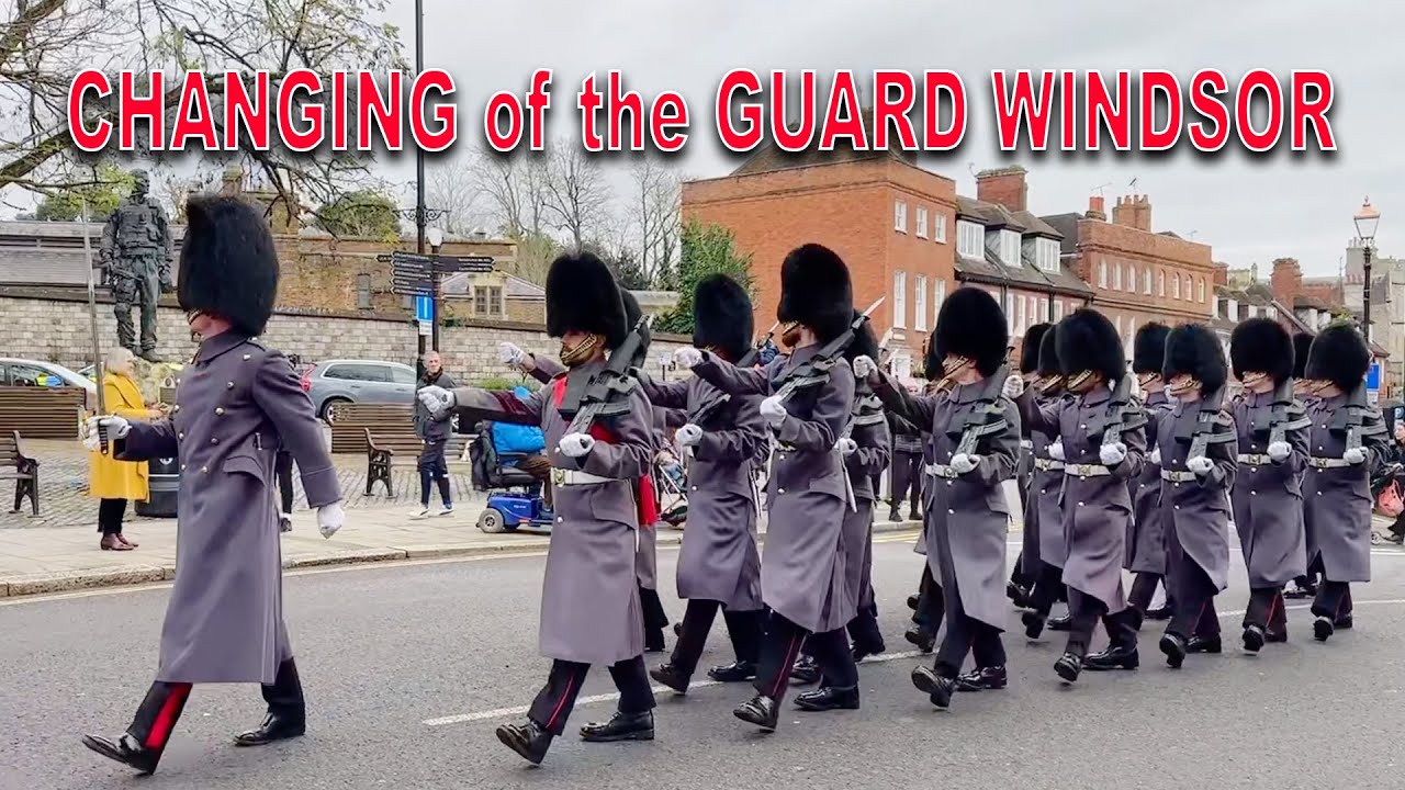 WINDSOR CASTLE GUARD Number 12 Company Irish Guards with Pipes of Number 12 Company Irish Guards NEW