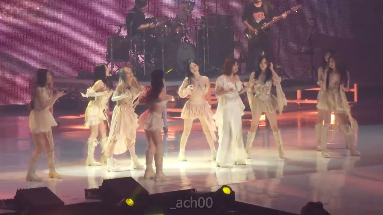 230415 twice concert - Feel special