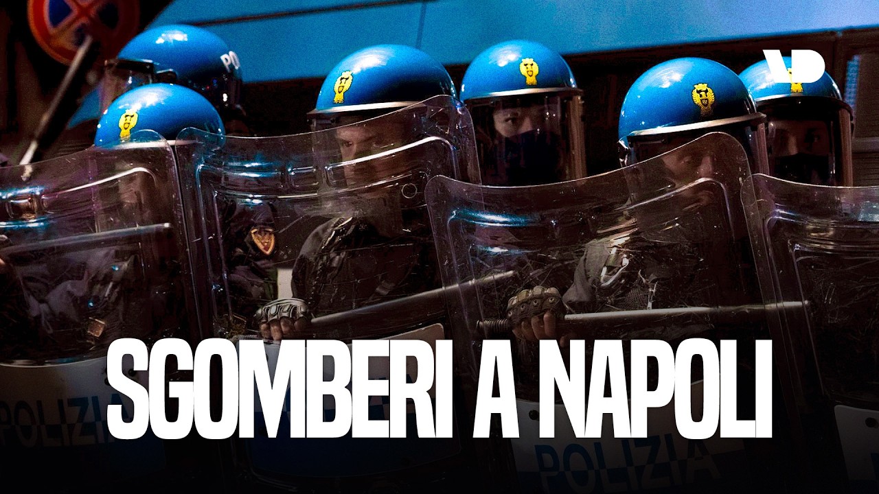Napoli in corteo contro lo sgombero degli spazi sociali