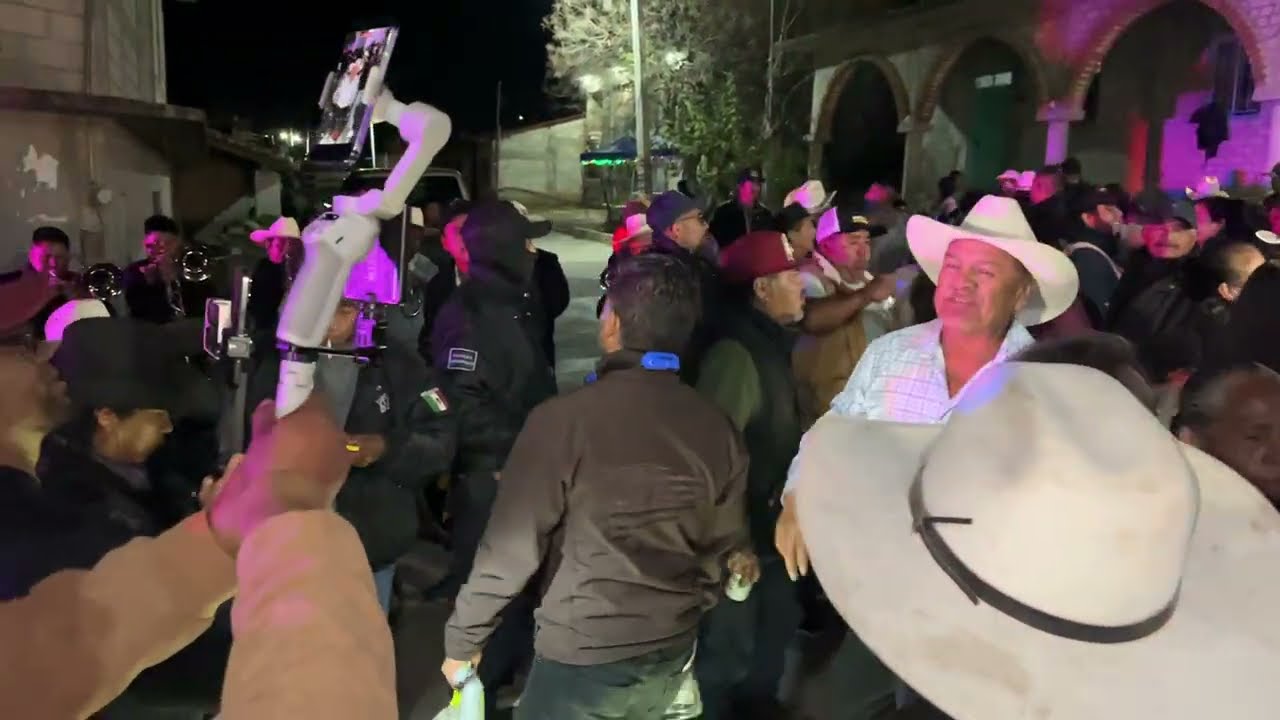 ASI SUENA LA MUSICA HUASTECA EN EL ESTADO DE OAXACA CON LA BANDA ESTRELLA DE HIDALGO 