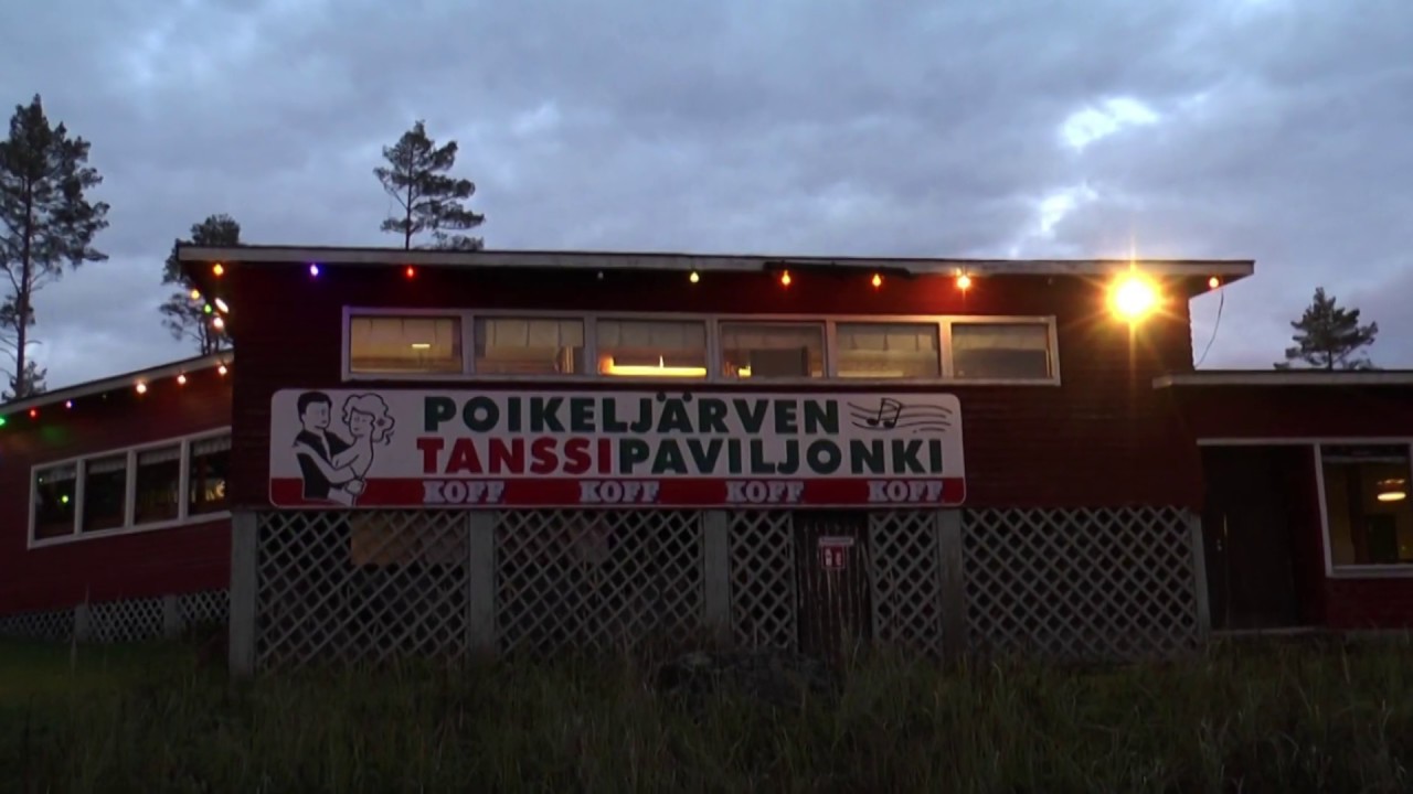 Tanssiyhtye Vesa Formunen - Suvituuli Kun Oksissa Soittaa