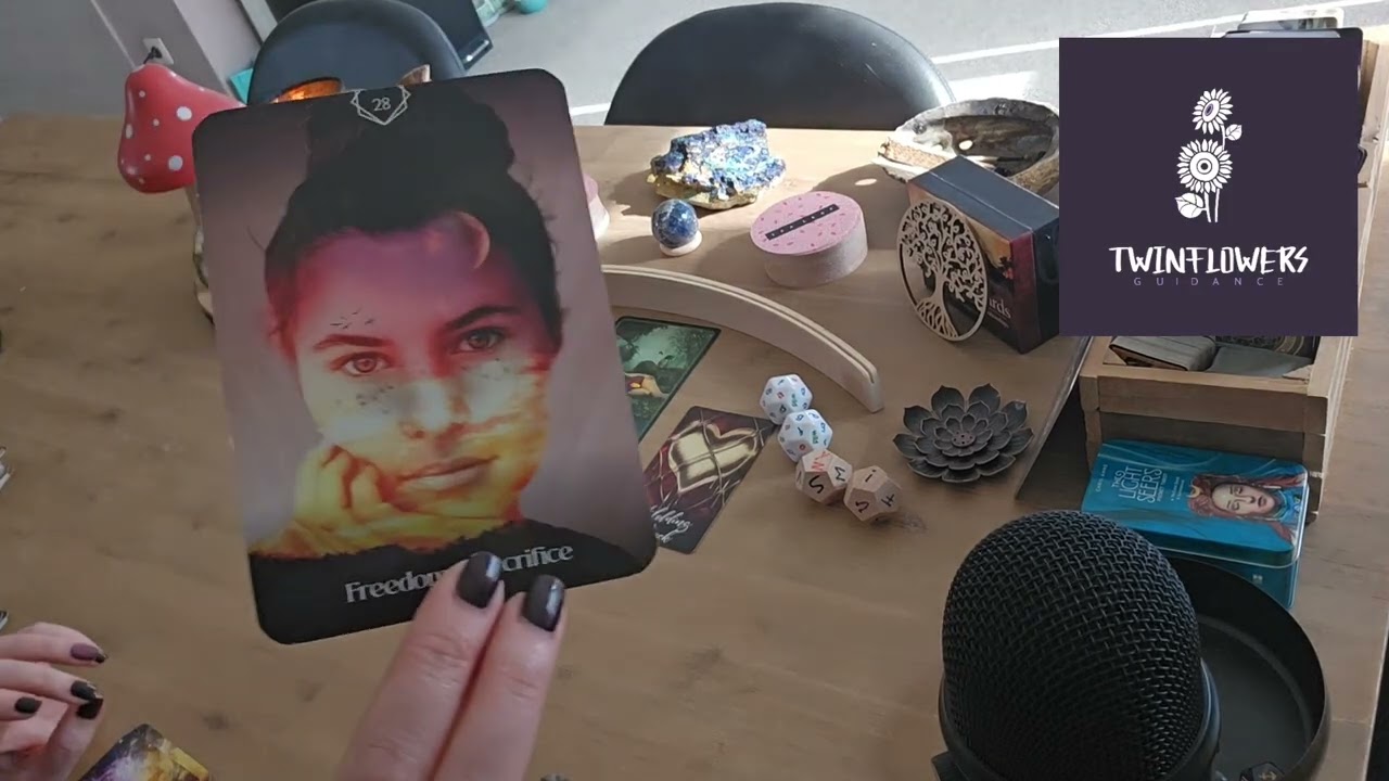 TWEELINGZIELEN: 10/10 PORTAAL 🌻🦋/ Wat wil mijn twin mij vertellen? 