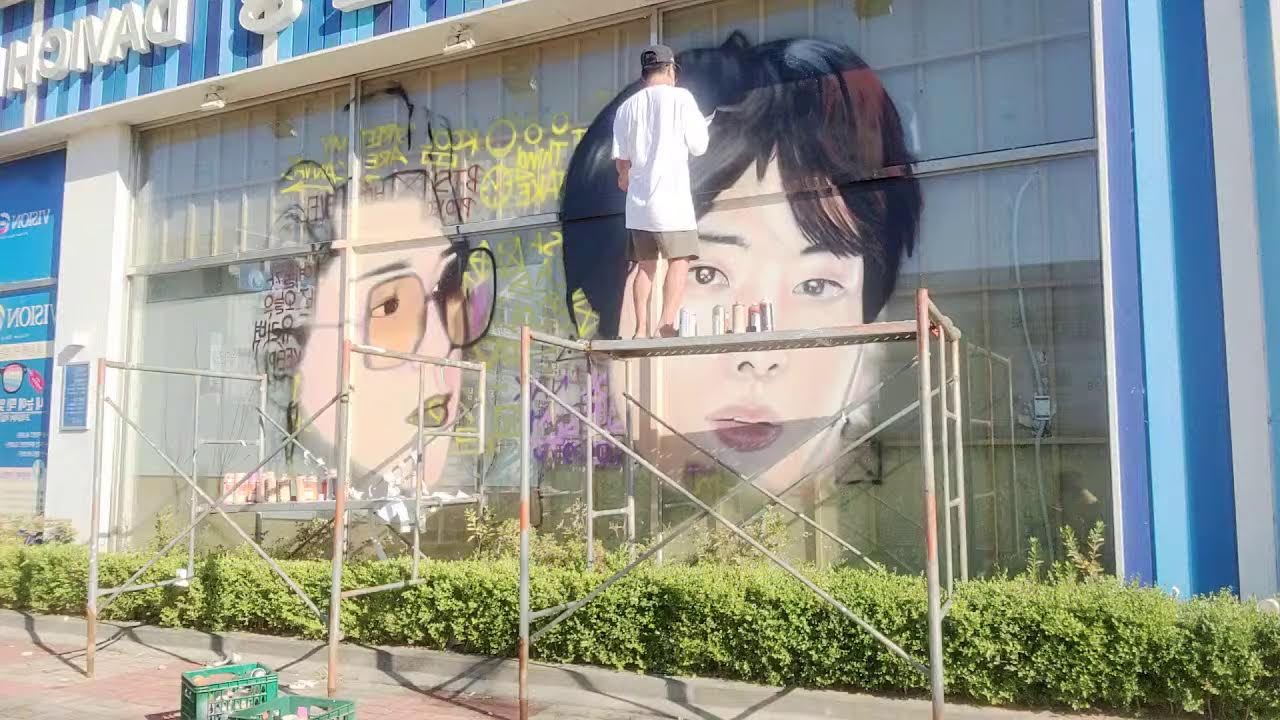 BTS Jin  JiMin  mural graffiti live2