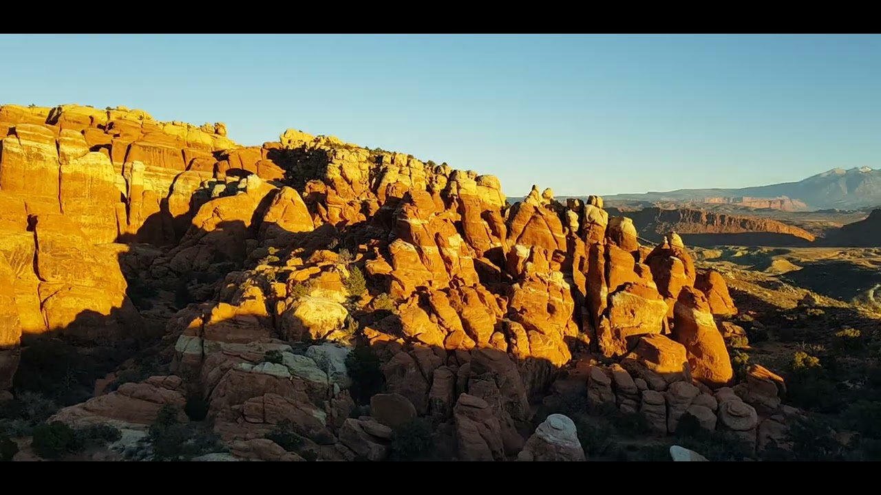 Fiery Furnace at Arches National Park(ఆర్చెస్ నేషనల్ పార్క్ వద్ద మండుతున్న కొలిమి)E01