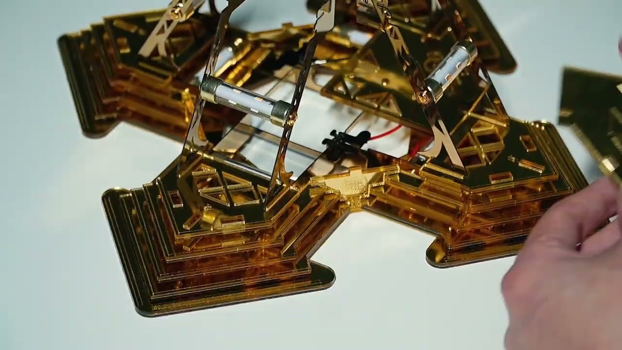 FUNPOLA LED 3D Puzzle Eiffel Tower Assembly Instruction Video (Standard)