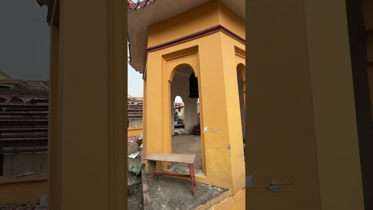 Cận Cảnh THáo Dỡ Ngôi Chùa Gần Trăm Năm Tuổi