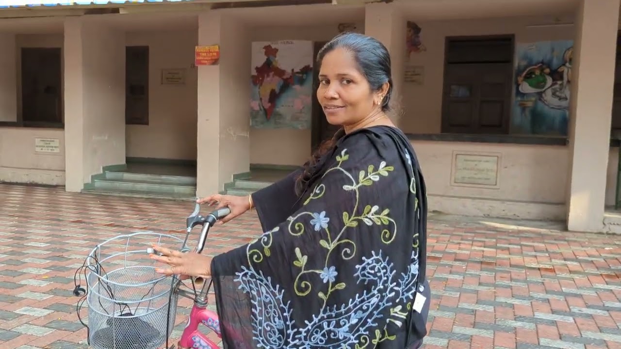 Cycle learning for beginners - Zeenath M A, SheCycling - BYCS India, Secretary ICE Sheroes Kochi