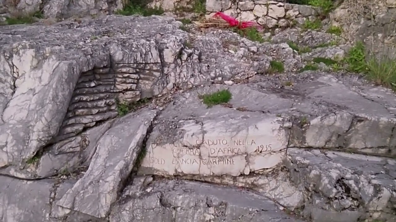 Rocca d'Arce (FR) monumento ai caduti.