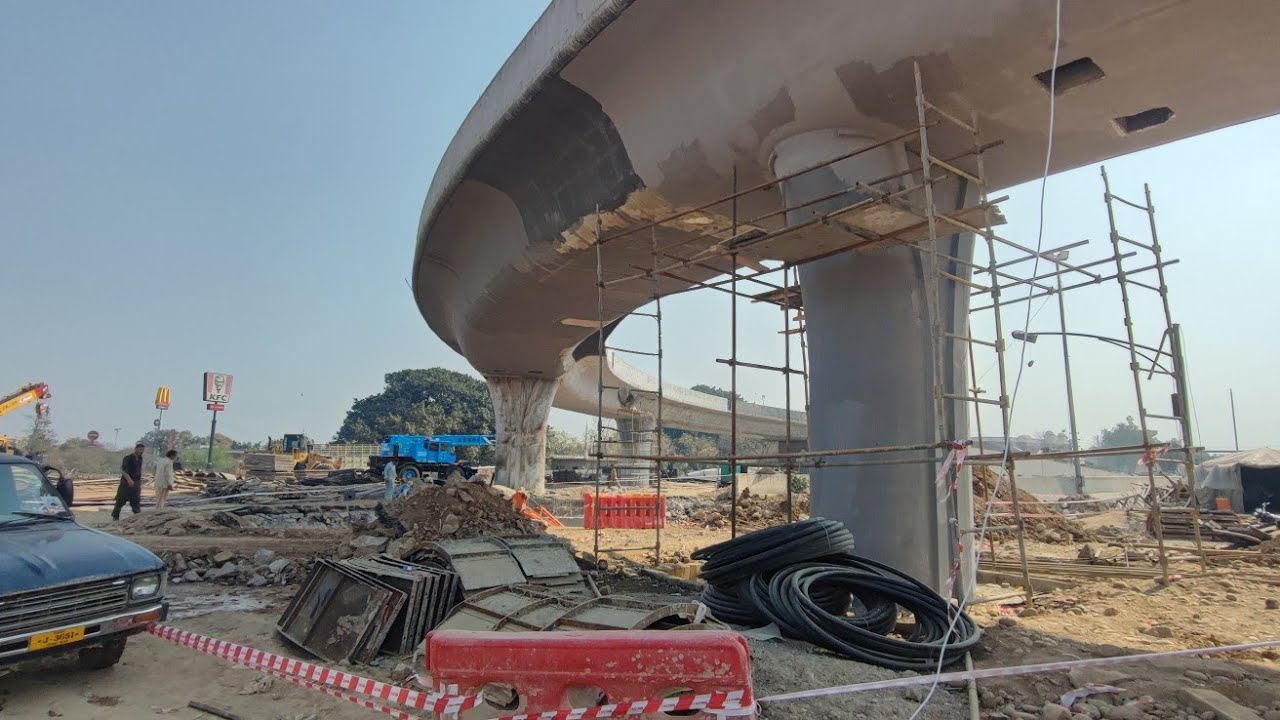 Work in Progress on Kacheri Chowk Rawalpindi! Watch the Expected Completion Date!