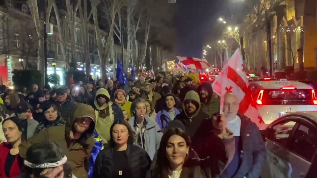 В Тбилиси продолжаются протесты. 21 февраля.