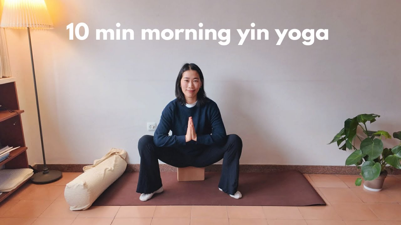 Start Your Day Grounded: 10 Min Gentle Yin Yoga For Mornings
