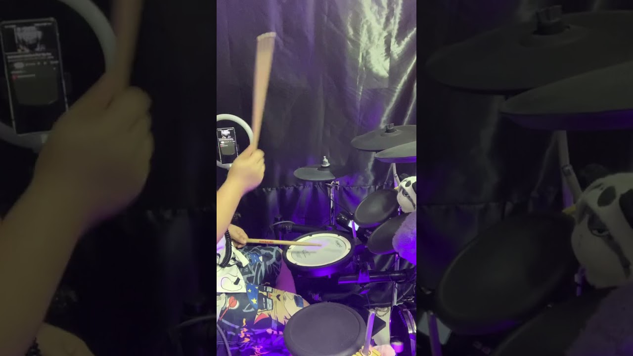 ส่งท้ายคนเก่าต้อนรับคนใหม่-bigass-veedrummer (cover)