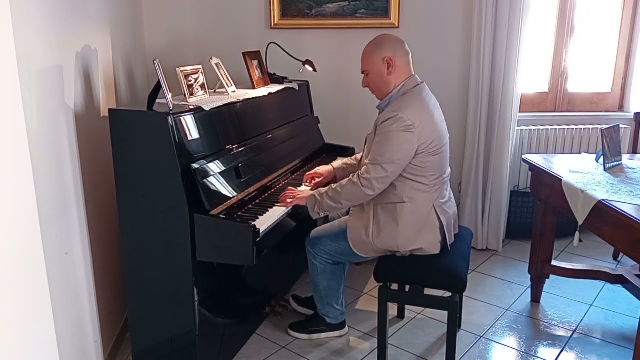 ''Anche un Uomo'' - Mina Piano Cover 1979