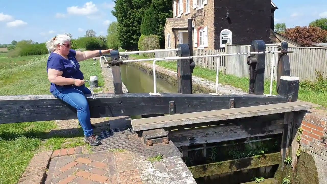 Somerton deep lock Oxford canal