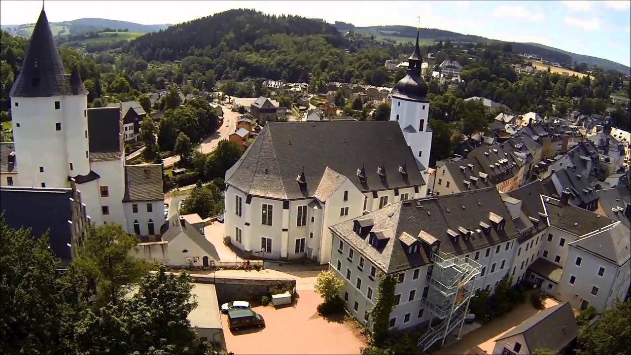 Schwarzenberger Altstadt mit Schloß und Kirche von oben HD