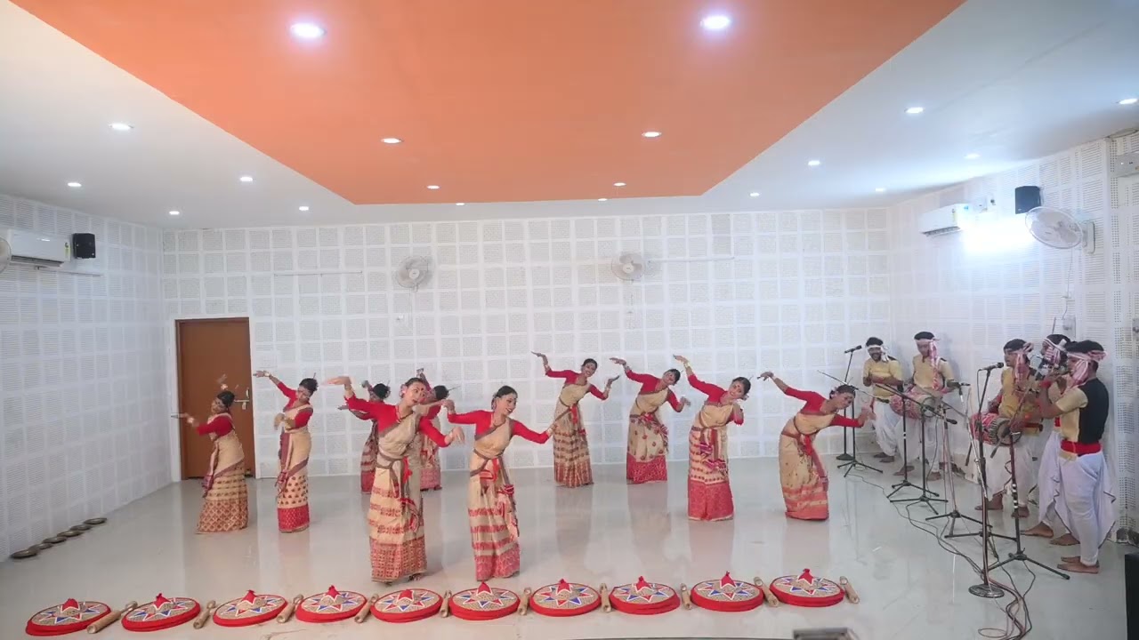 Traditional Folk Dance: BIHU