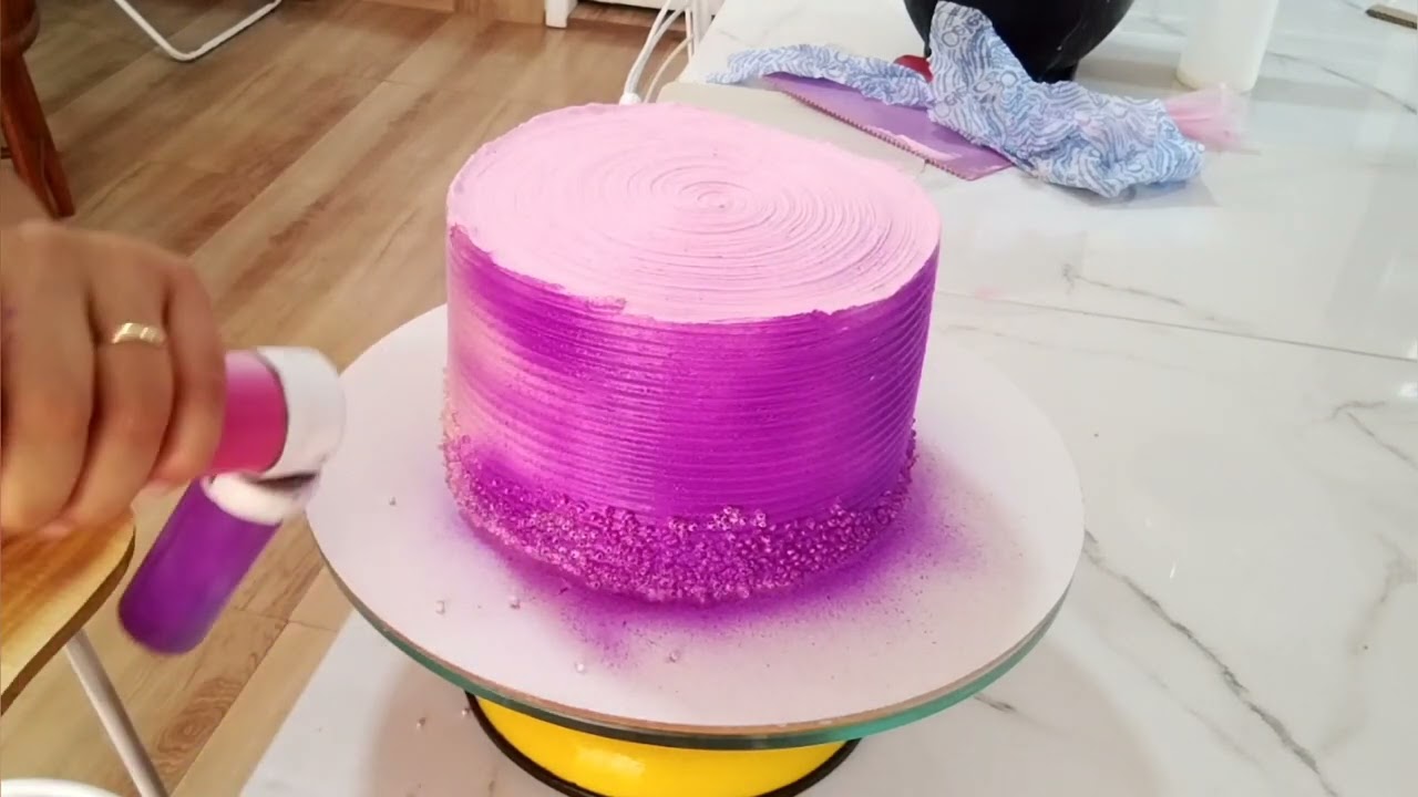 bolo magenta/ a cliente honrou o compromisso mesmo com o imprevisto