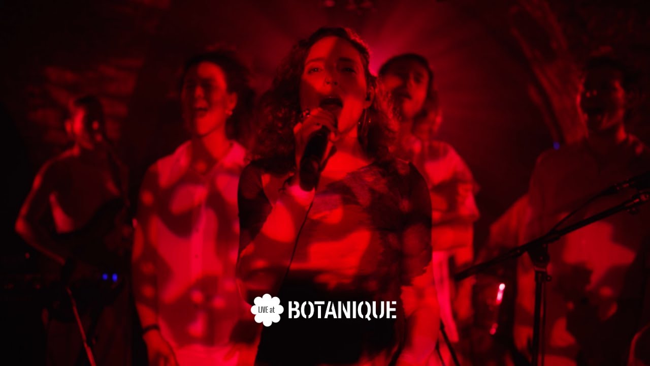 LIVE @Bota - RESISTENCIA - Marylène Corro