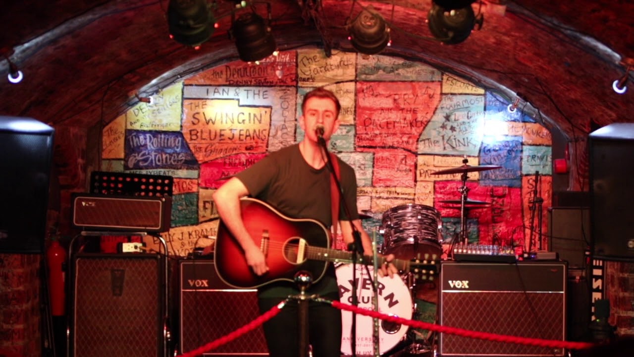 David Bowie - Rebel Rebel (Callum Mac live acoustic cover)